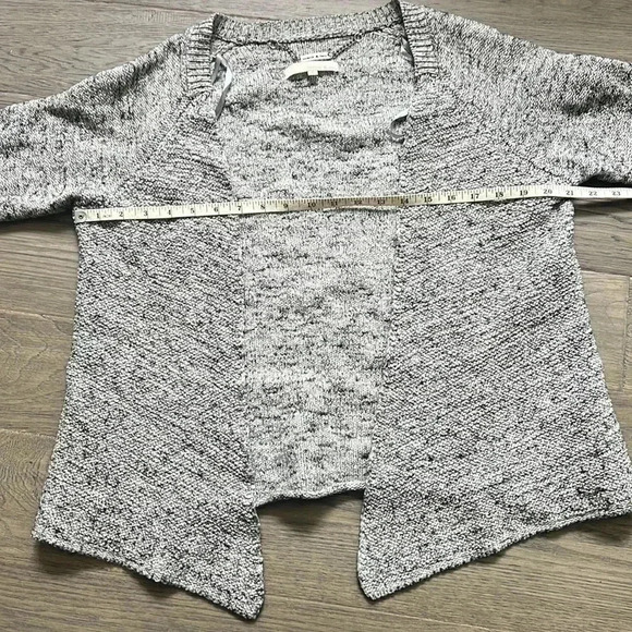 Monk & Lou | Grey cotton and wool blend knit cardigan - Picture 5 of 10